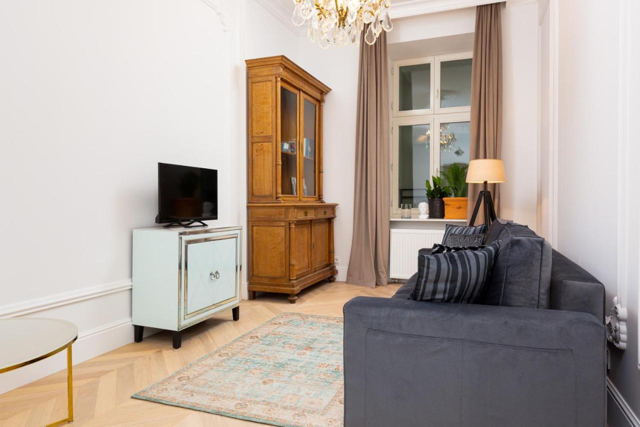 Lux Studio Kamienica Noakowskiego 16 By Noclegi Renters Warschau Buitenkant foto